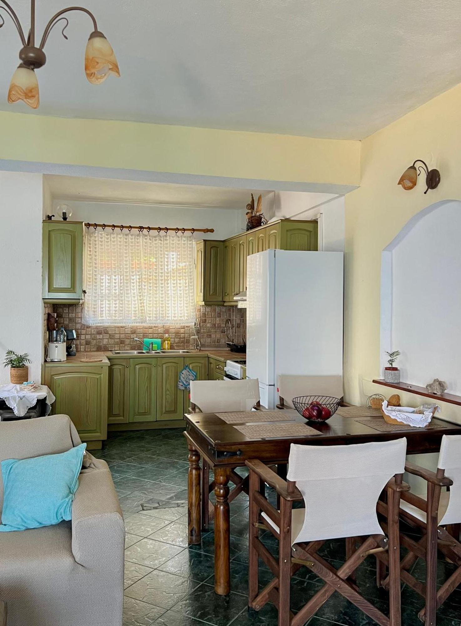 Kohyli Beachfront House Agia Pelagia Chlomou Exterior photo